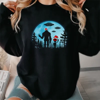 Full Moon Bigfoot Alien Christmas Shirt Funny UFO Gift Tee