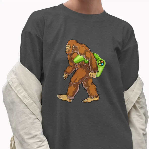 Funny Bigfoot Gaming Shirt Retro Sasquatch Gift For Gamer