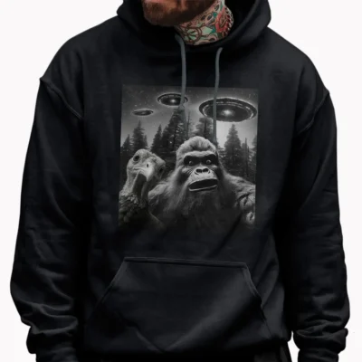 Funny Bigfoot & Turkey UFO Selfie Shirt Alien Thanksgiving Tee