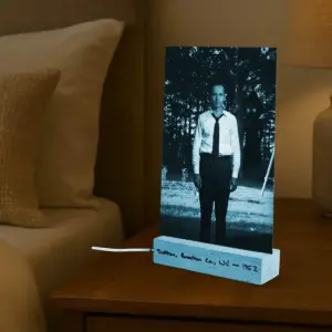 Personalized Flatwoods Monster Analog Horror 3D Lamp Custom Face in Chilling 1950s Photo Spooky LED Night Light