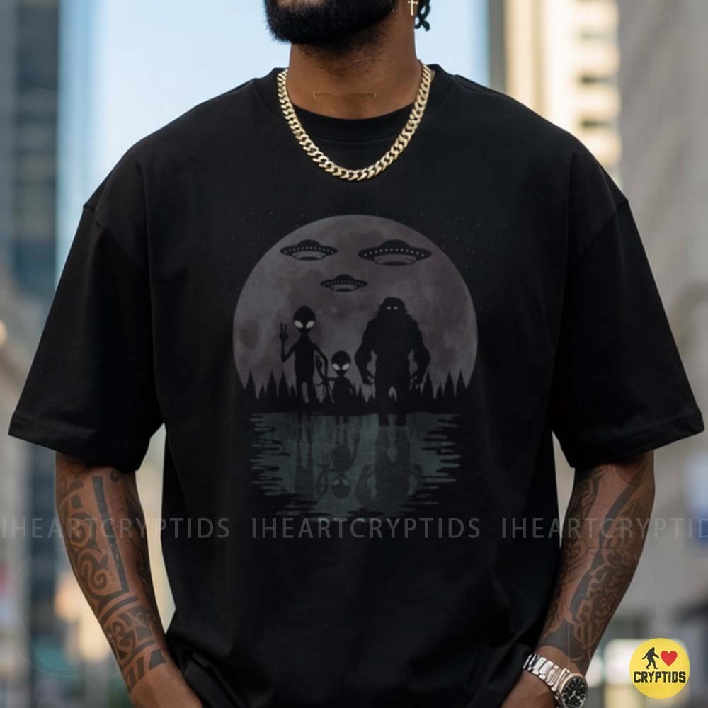 Bigfoot Alien Family UFO Full Moon Reflection Cryptid Believer T-Shirt 1 Bigfoot Alien Family UFO Full Moon Reflection Cryptid Shirt