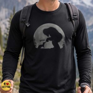 Bigfoot Boops Dachshund Nose Full Moon Funny Shirt