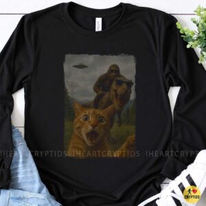Bigfoot Riding T-Rex Sunglasses Scared Cat UFO Funny Crazy Shirt