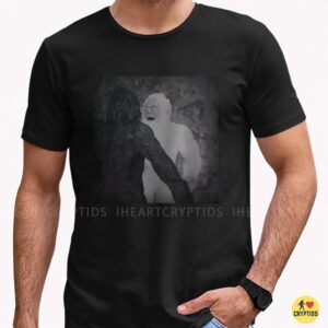Bigfoot Vs Yeti Sasquatch Monster Fight Cryptid Shirt