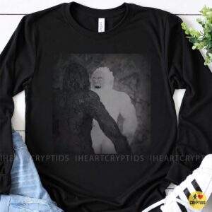 Bigfoot Vs Yeti Sasquatch Monster Fight Cryptid Shirt