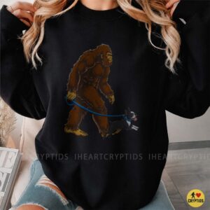 Bigfoot Walking Boston Terrier On Leash Funny Sasquatch Dog Lover Shirt