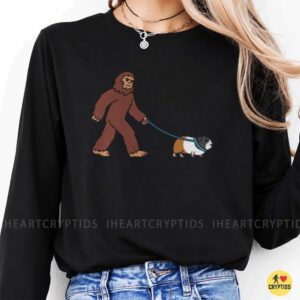 Bigfoot Walking Guinea Pig Funny Sasquatch Pet Owner Shirt