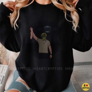 Reptilian Shapeshifter Alien Holding Human Face UFO Conspiracy Theory Funny T-Shirt 6 Reptilian Shapeshifter Alien Holding Human Face UFO Conspiracy Theory Funny Shirt