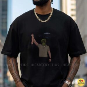 Reptilian Shapeshifter Alien Holding Human Face UFO Conspiracy Theory Funny Shirt