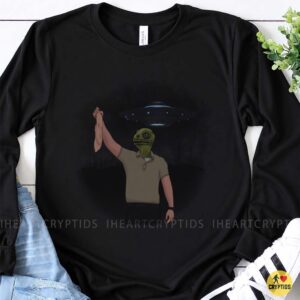 Reptilian Shapeshifter Alien Holding Human Face UFO Conspiracy Theory Funny T-Shirt 8 Reptilian Shapeshifter Alien Holding Human Face UFO Conspiracy Theory Funny Shirt