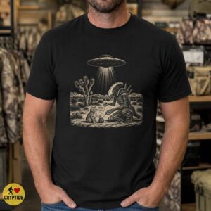 Alien Xenomorph Playing with a Cat Shirt, Vintage Sci-Fi