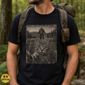 Bigfoot Cat Selfie Shirt, Vintage Cryptid Photobomb