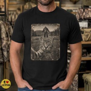 Bigfoot Cat Selfie Shirt, Vintage Cryptid Photobomb