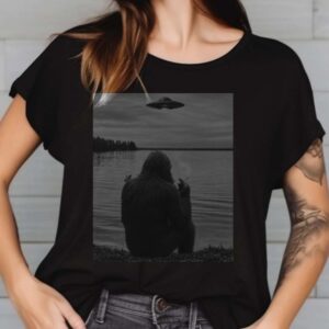 Bigfoot Smoking UFO Encounter T-Shirt For Men's Introvert 6 Bigfoot Smoking UFO Encounter Shirt For Men's Introvert