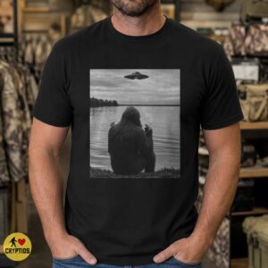 Bigfoot Smoking UFO Encounter T-Shirt For Men's Introvert 9 Bigfoot Smoking UFO Encounter Shirt For Men's Introvert