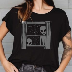 Grey Aliens Peeking Through the Window T-Shirt Funny UFO Sighting 6 Grey Aliens Peeking Through the Window Shirt Funny UFO Sighting
