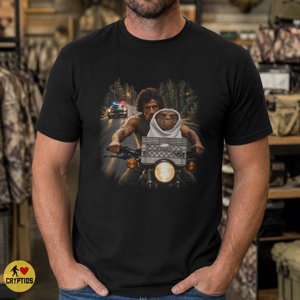Rambo and E.T Alien the Extra-Terrestrial Police Chase Motorcycle Escape T-Shirt 5 Rambo and E.T Alien the Extra-Terrestrial Police Chase Motorcycle Escape Shirt