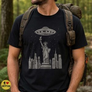 Statue of Liberty UFO Shirt, New York City Alien Encounter